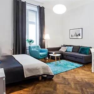 https://perfect-place-to-stay-in-krakow-city-center-w3.krakowhotelspoland.com